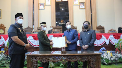  H.Dawam Raharjo Bupati Lampung Timur, Hadiri Rapat LKPJ Tahun Anggaran 2021