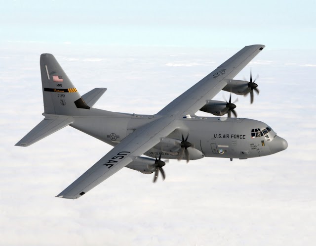 Extreme Aviation: C-130J-30 Super Hercules Aircraft, Dirt Runway Takeoffs and Landings