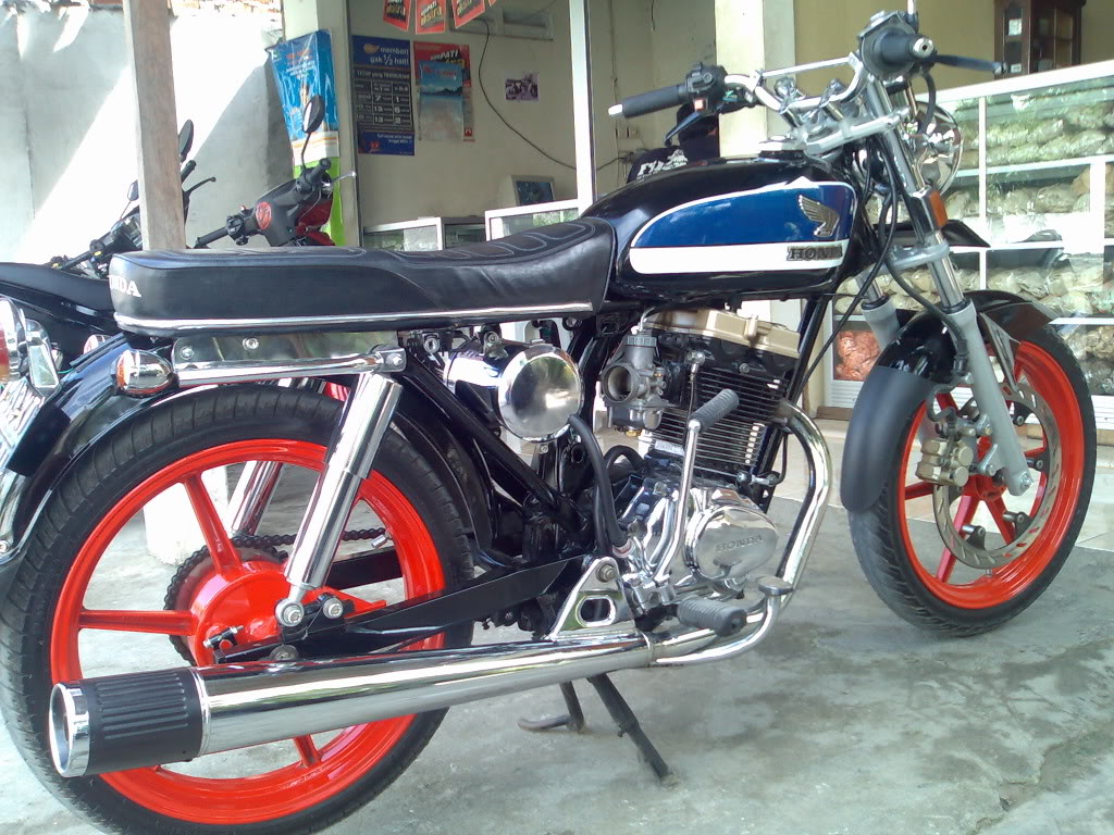 AKU GALAU KARENA MOTORKU SATRIA MOTOR