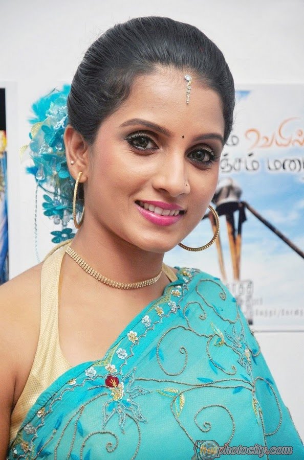 Hot TV Anchor Ammu Photoall Gallery