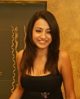 www.iapics.in trisha latest hot exposign stills