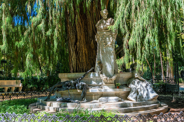 Monumento a Gustavo Adolfo Bécquer