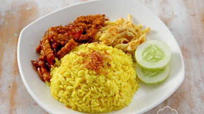 Resep Masakan Praktis Nasi Kuning