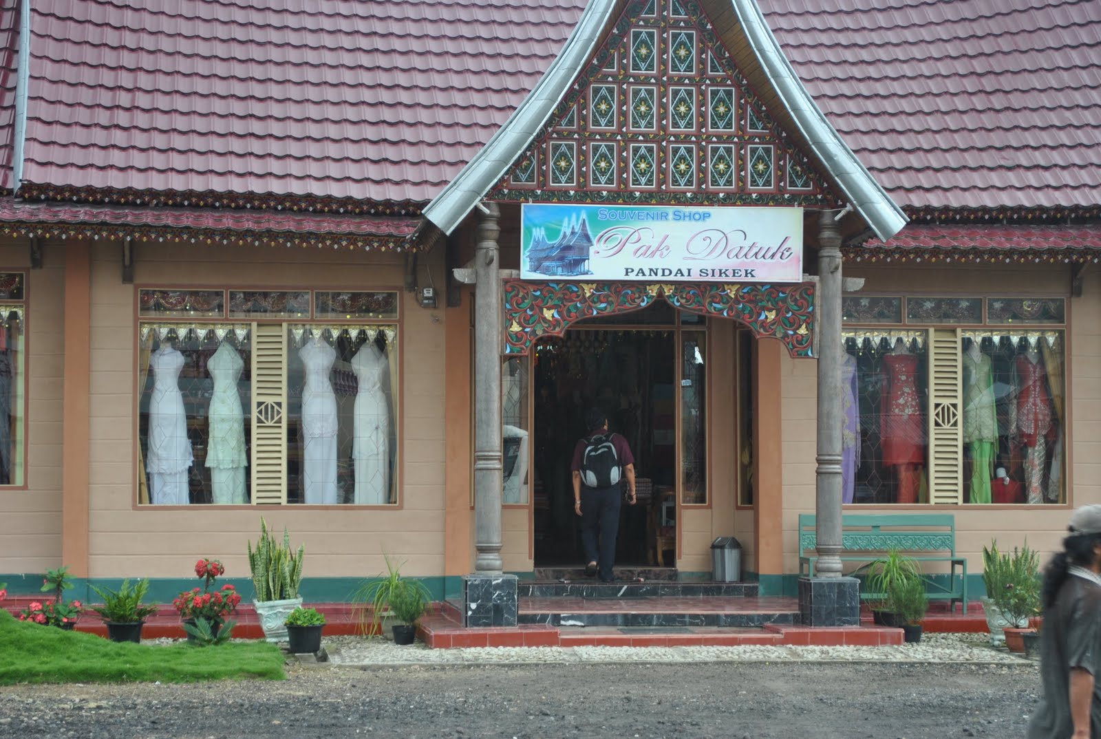 Sulaman Pandai Sikek ~ Percutian Padang -Bukit Tinggi 