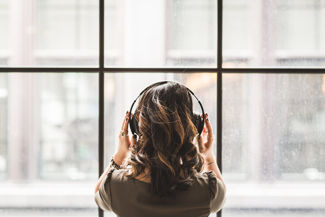 listen to music to beat the winter blues