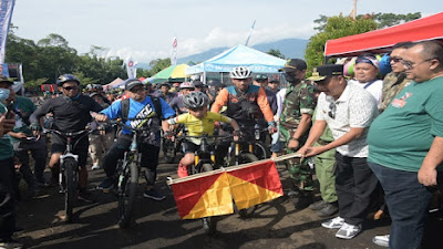 Uu Ruzhanul Ulum : Buka Bedegong Mountain Bike, Kesehatan Lahir Batin Penting