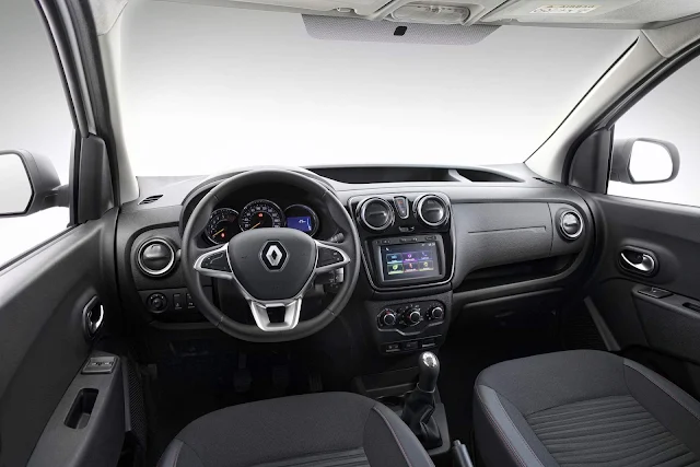 Renault lança Kangoo nas versões Stepway, Zen e Life