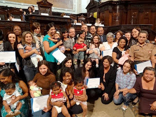  Homenageados em sessão solene da Alerj que reconheceu trabalhos de incentivo à doação do leite humano e o aleitamento materno