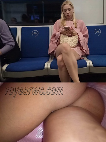 Upskirts N 3576-3604 (Upskirt voyeur videos with girls teasing with their butts on the escalator)