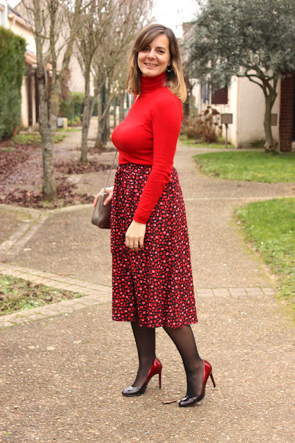 Défi look, look monochrome rouge, les petites bulles de ma vie, jupe la redoute