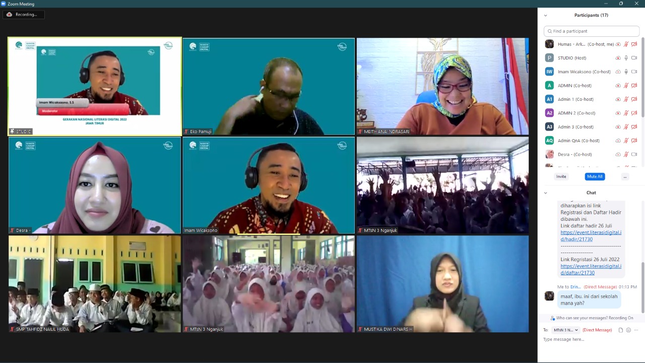 Webinar Literasi Digital 2022 dengan tema 'Cara Menghindari Cyber Bullying', pada Selasa (26/7)