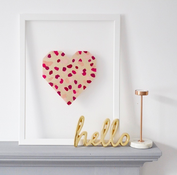 DIY Home Decor | Nail varnish Heart Art