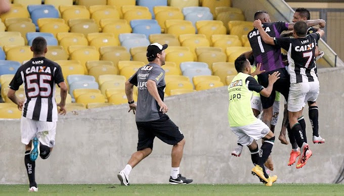 Drama vascaíno prossegue e São Paulo desencanta