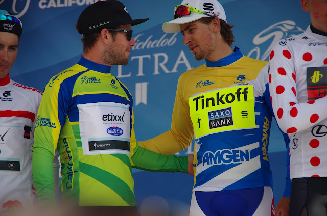 Mark Cavendish (green jersey) and Peter Sagan (yellow jersey)