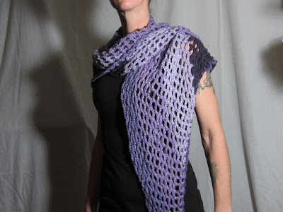 free crochet pattern, Angel Cakes Shawl, shawl, Caron Cakes