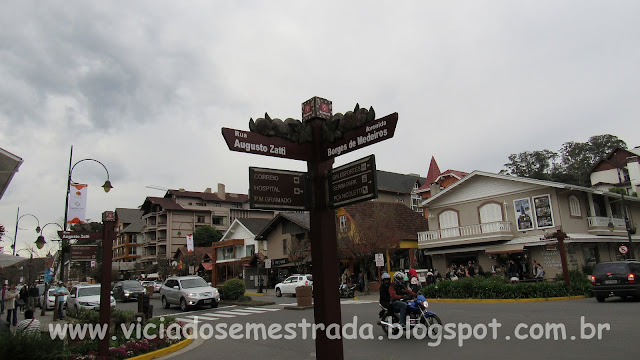 Ornamentos das ruas de Gramado