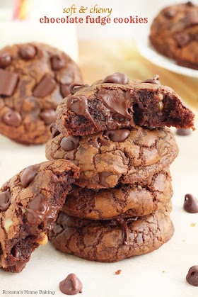 SOFT AND CHEWY TRIPLE CHOCOLATE FUDGE COOKIES
