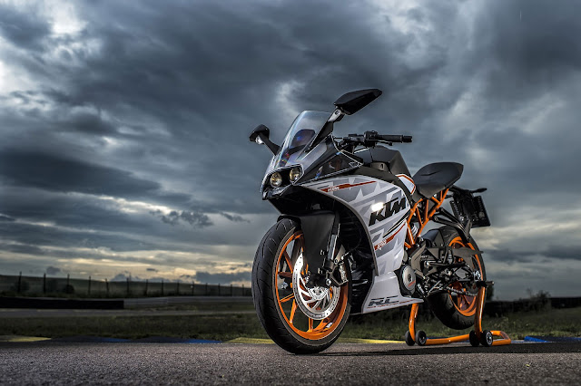 2015 KTM RC390 - (Pasar Eropa) 02