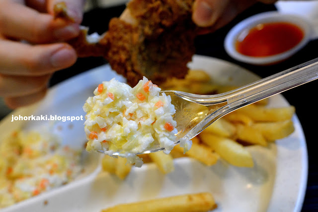 Arnold's-Fried-Chicken-Singapore