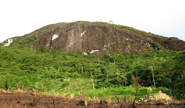 celah-celah di wilayah bukit