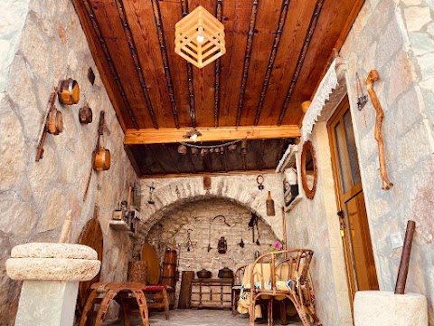 Ahmetaj Guest House  ( Gjirokaster )