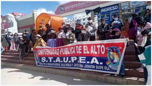 Padres de estudiantes fallecidos en la UPEA protestan y exigen justicia (+Video)