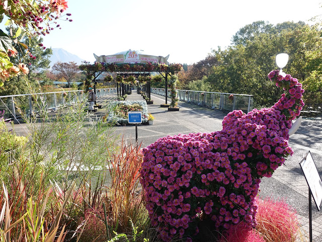 とっとり花回廊のプロムナード橋