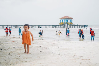 Berenang Pantai Bandengan Jepara