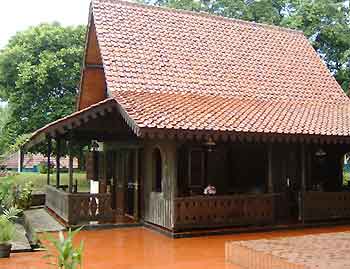 mochammad irfan Rumah  Kebaya  Rumah  adat Betawi  