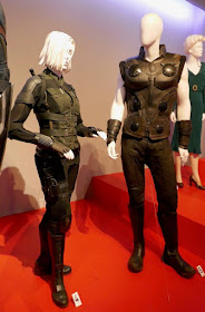 Avengers Infinity War Black Widow Thor costumes