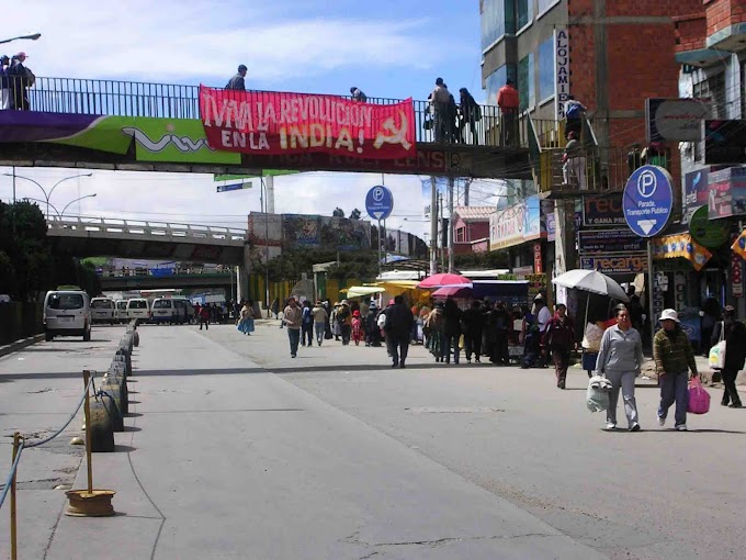 El Alto: La pasarela de la avenida 6 de Marzo