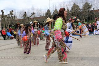 Erreka-Ortu cierra el popular carnaval de Retuerto con sus danzas tradicionales