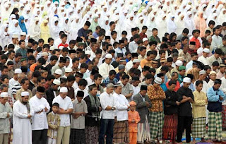 https://aang-zaeni.blogspot.com/2018/05/teks-khutbah-idul-fitri-bahasa.html