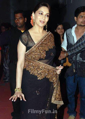 Madhuri Dixit arrives on the sets of Jhalakh Dikhhla Jaa