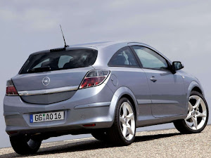 Opel Astra GTC 2005 (6)