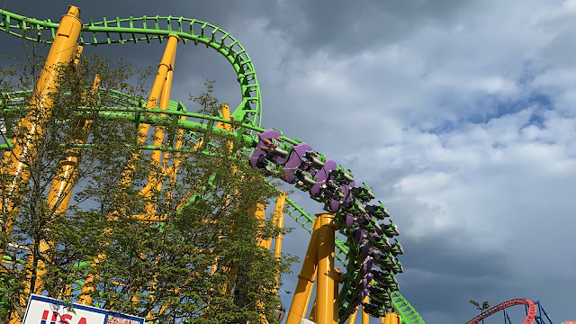 The Riddler Revenge Roller Coaster Turn Six Flags New England