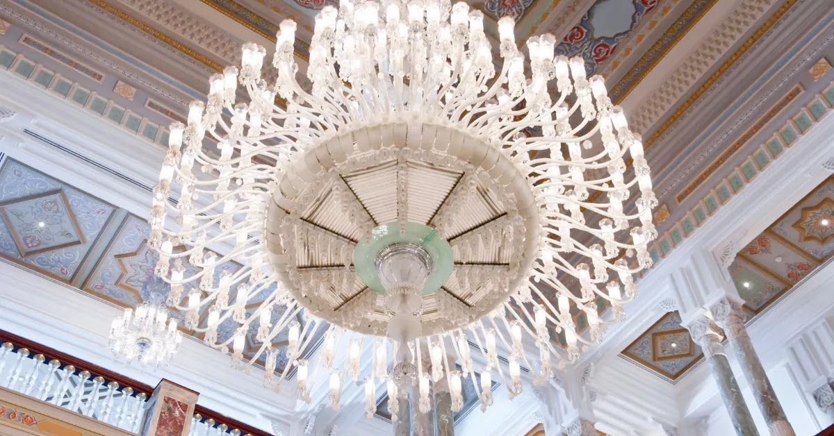 most amazing chandeliers