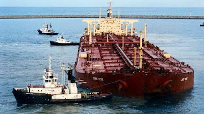 jenis kapal pengankut minyak Kapal Tanker Minyak (Oil Tanker)