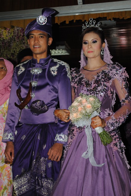 SyafiqSarah Inspirasi kahwin Baju  pengantin lelaki 