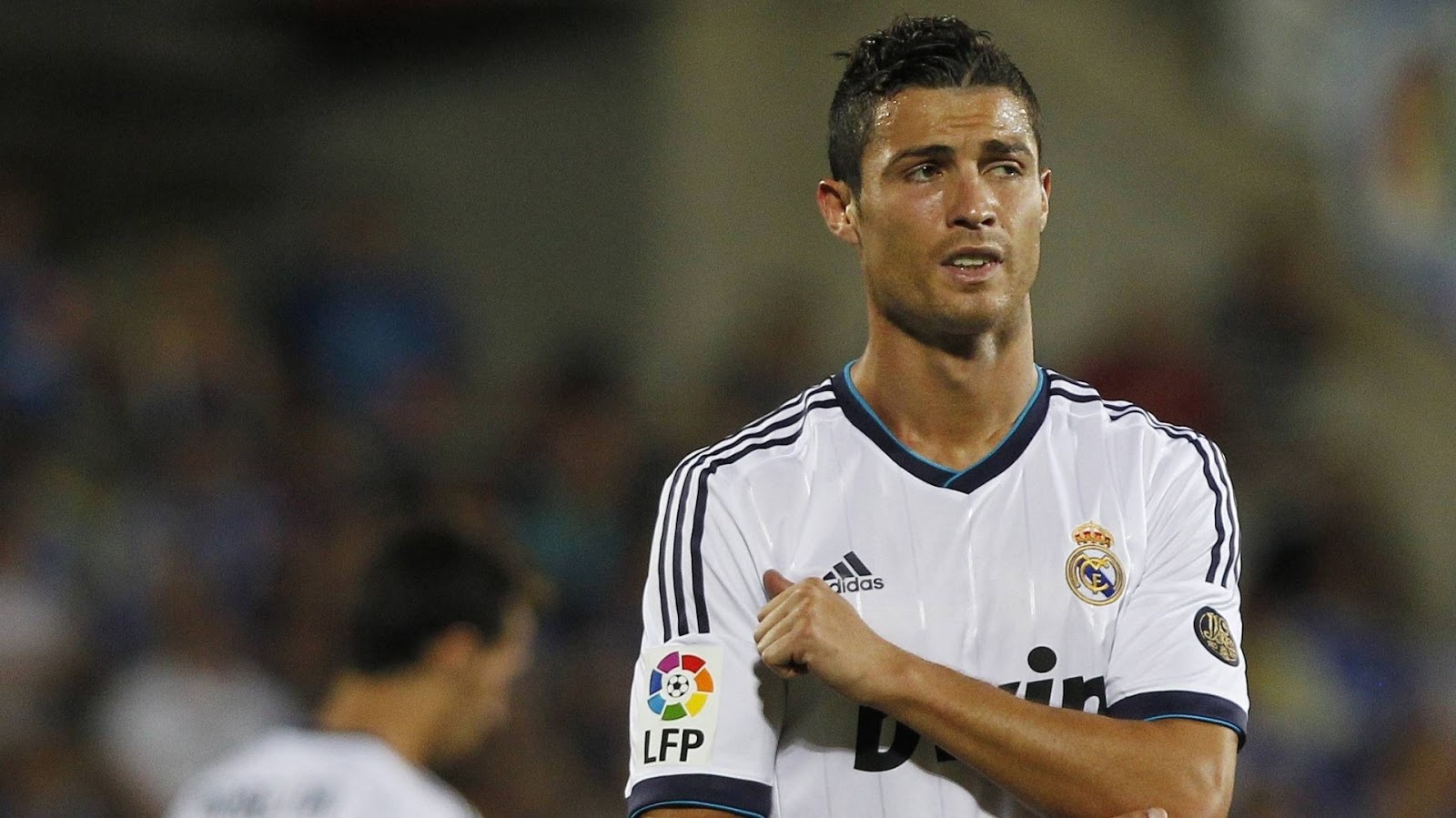 Best Walpaper Cristiano Ronaldo Real Madrid 2013-2014 | Bola Dunia ...