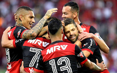 Resultado de imagem para flamengo time 2018 comemorando