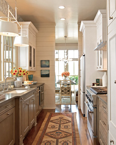 doble+line+kitchens+cabinet+1 Tipe Desain Dapur yang Pas Untuk Ruangan Mungil