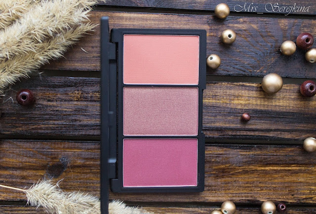 Палетка румян Sleek Blush By 3 Palette Sugar 364