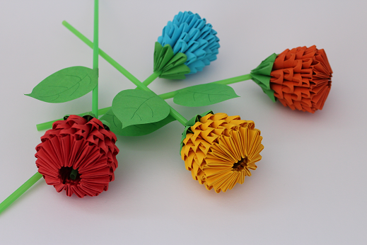 DIY-Basteltipp für eine 3D-Origami-Blume von Ars Vera