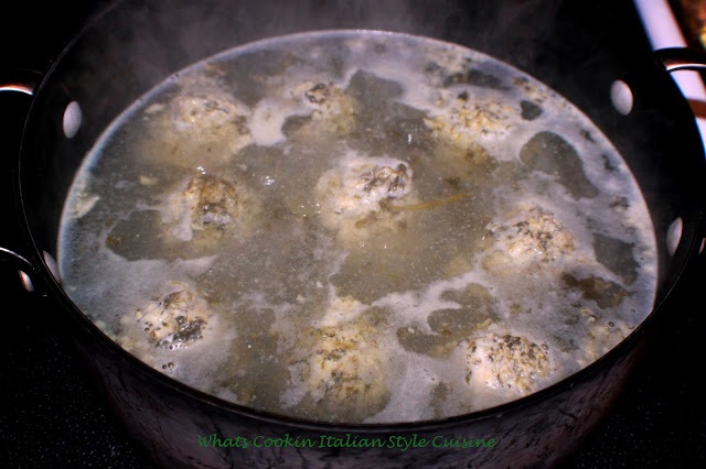 boiling spinach dumplings