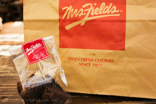 Sweets for you: Brownies of Mrs. Fields