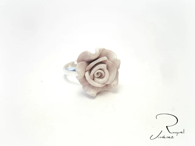 anillo rosa