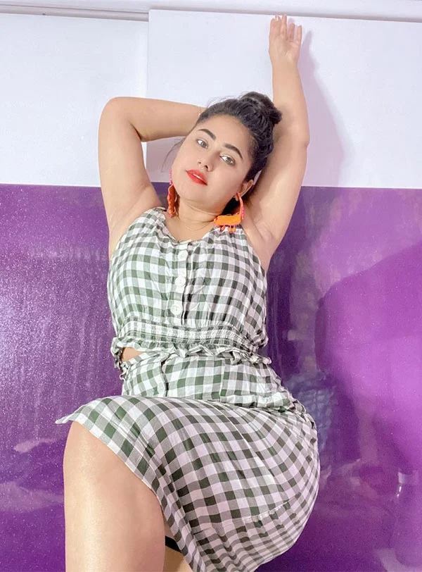 Priyanka Pandit hot bhojpuri actress