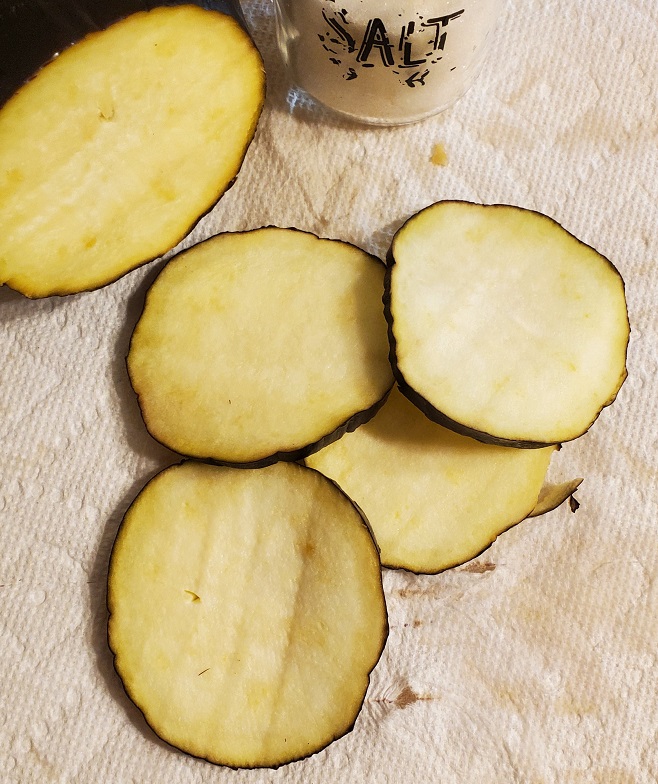 sliced eggplant rounds