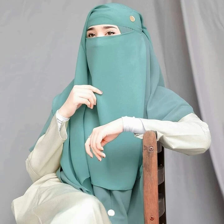 Hijab Girl DP